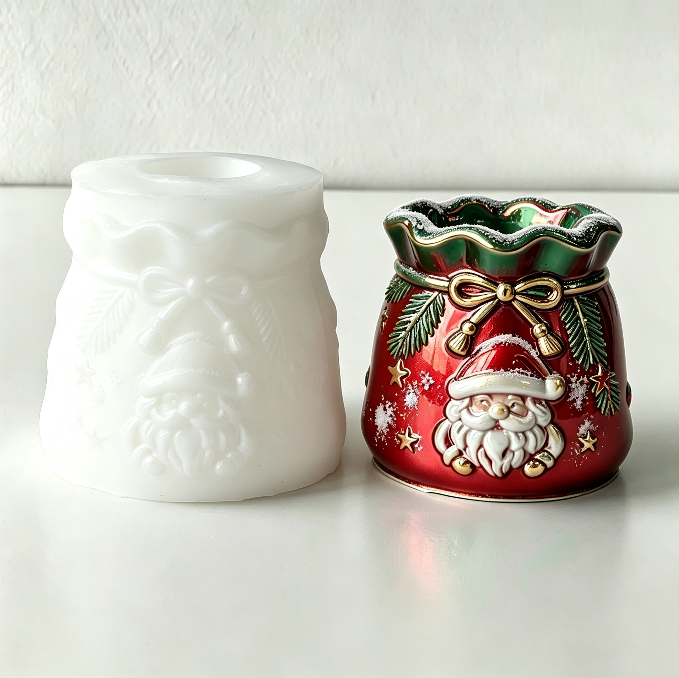 Santa:3.15 × 2.95 × 3.27 inches