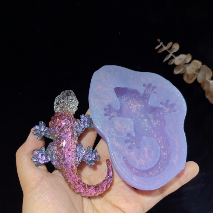 Handmade Diamond Lizard Figurine Resin Mold