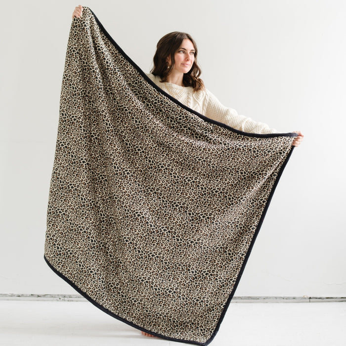 Throw / Leopard