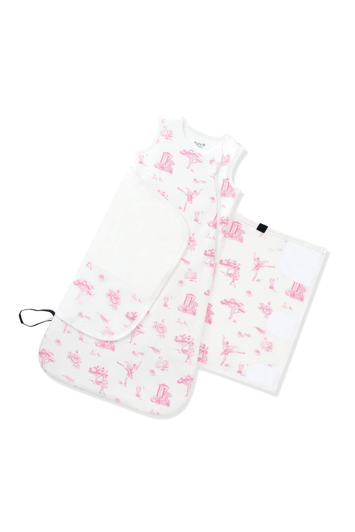 The adjustable velcro on the swaddle wrap shown on the Sleep Bag Swaddler in Toile Ballet 1.0