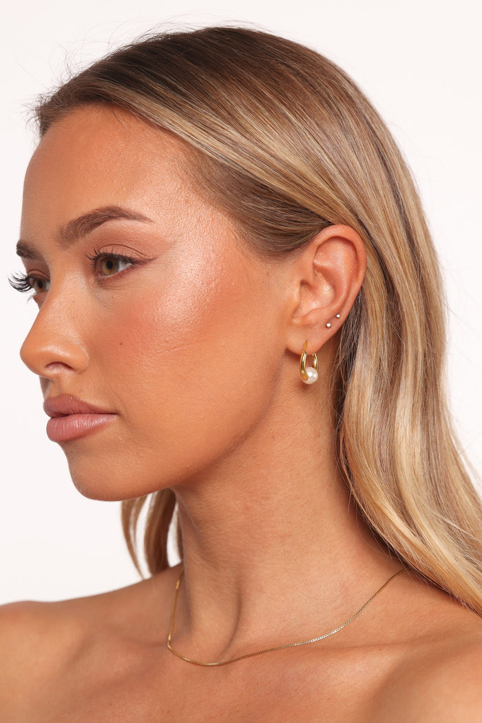 Petal and Pup USA ACCESSORIES Aldira Earrings - Gold/Pearl One Size