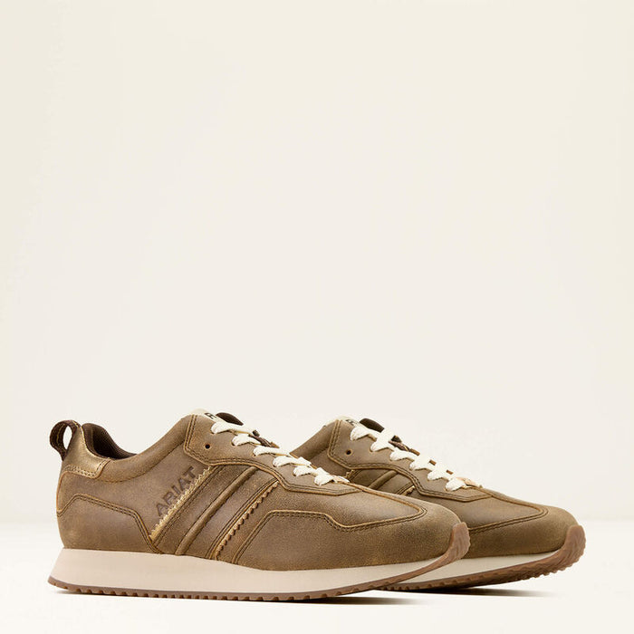 Ariat Women's Ranch Runner Shoe in Brown Bomber