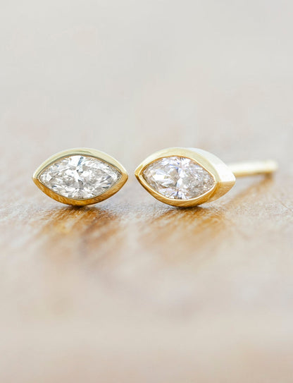 caption: Shown in 14k yellow gold