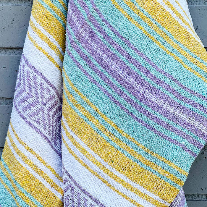 Beach Throw Pur/Yell