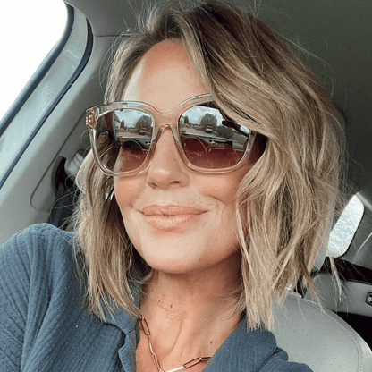 UGC - customer content - diff eyewear bella square sunglasses with a light pink crystal frame and wine gradient lenses