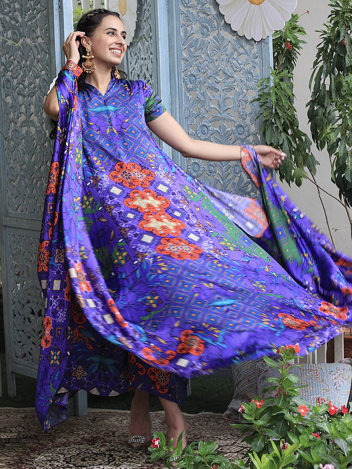 Layla Stylised Blue Moroccan Satin Silk Dress detail