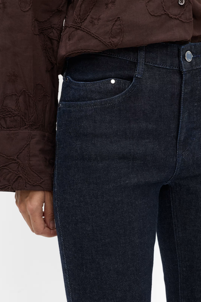Brax Mary 09-6013-12 Bootcut Jeans Denim Dark Blue close up Shop Brax at Dotique