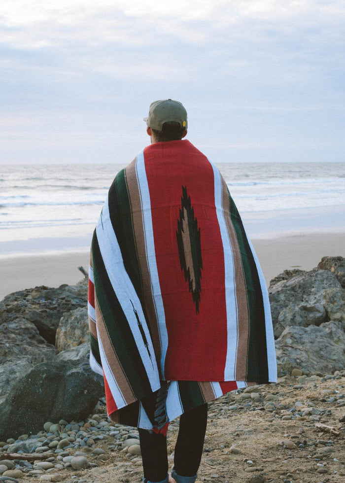Calle Blanket - Iron & Resin