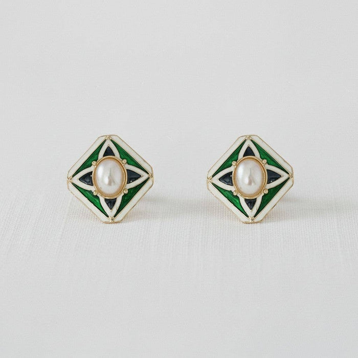 Chic Geometric Pearl Drop Earrings