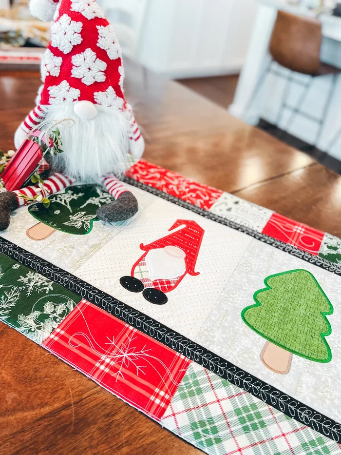 Christmas Forest Table Runner  Machine Embroidery (Downloadable Pattern)