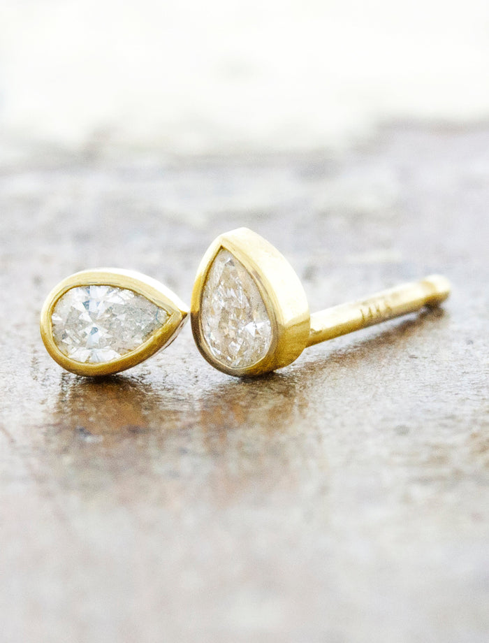 caption:Shown in 14k yellow gold
