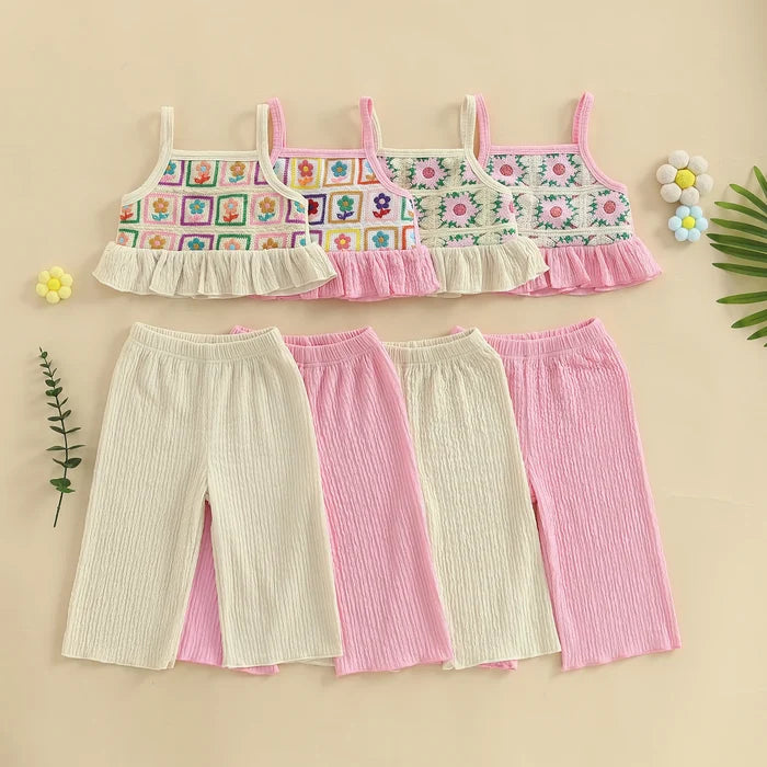 FLOWERS Crochet Crop Top Outfit