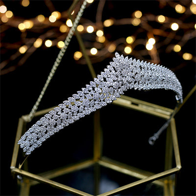Gorgeous Crystals Pyramid Princess Bridal Tiara- Quinceanera Crown