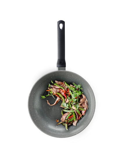 Granite wokpan 28 cm zwart met groenten