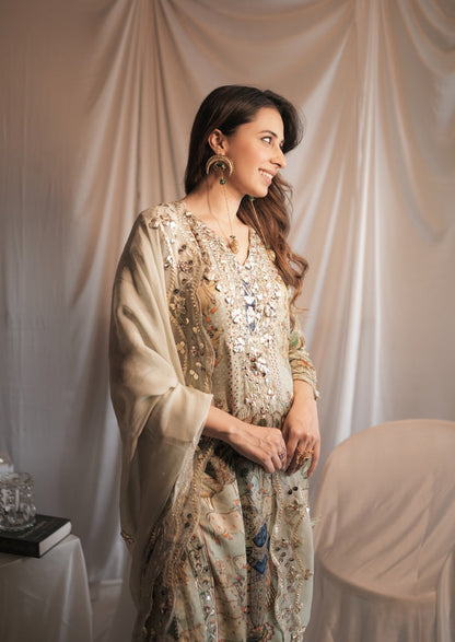 Paro Grey Moroccan Silk Kurta Pant Dupatta Set online