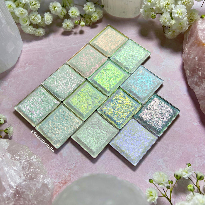 Halo Iridescent Multichrome Eyeshadow featured in Series 2 Iridescent Multichrome Bundle