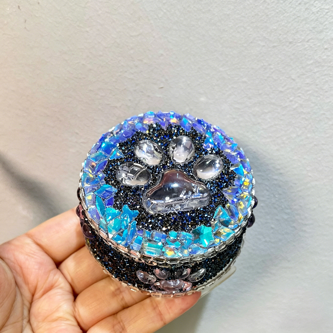 Handmade Memorial Paw Storage Jar Resin Mold
