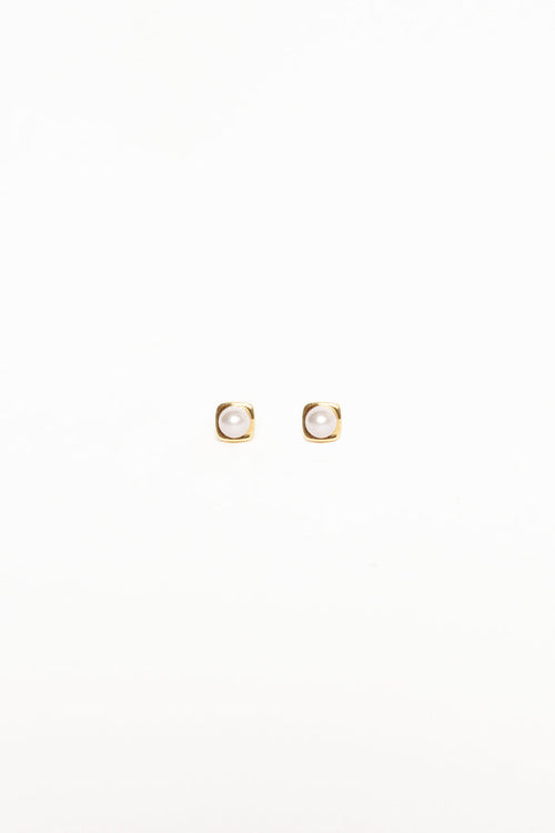 Petal and Pup USA ACCESSORIES Helene Stud Earrings - Gold/Pearl One Size