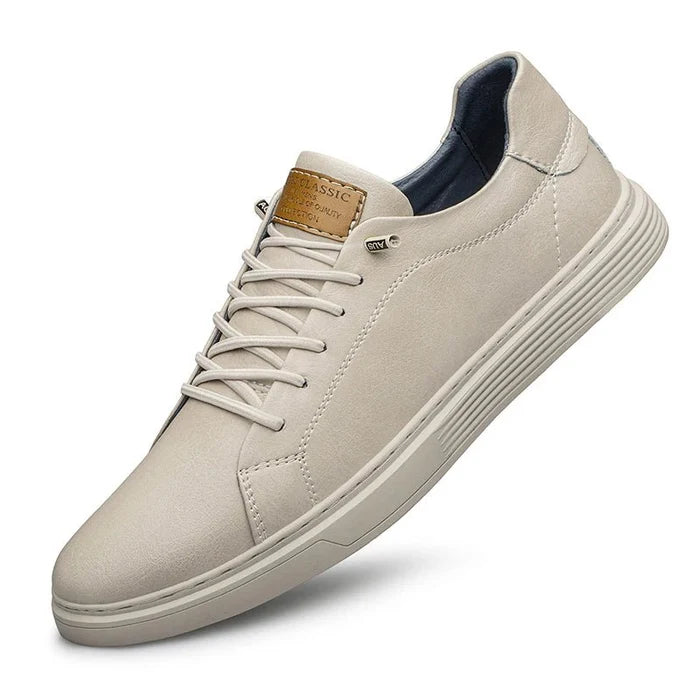 White- no fur / 42 EUR/8.5 US/8 UK