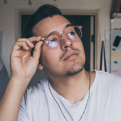 Customer Content - male wearing the jaxson roe crystal and blue light