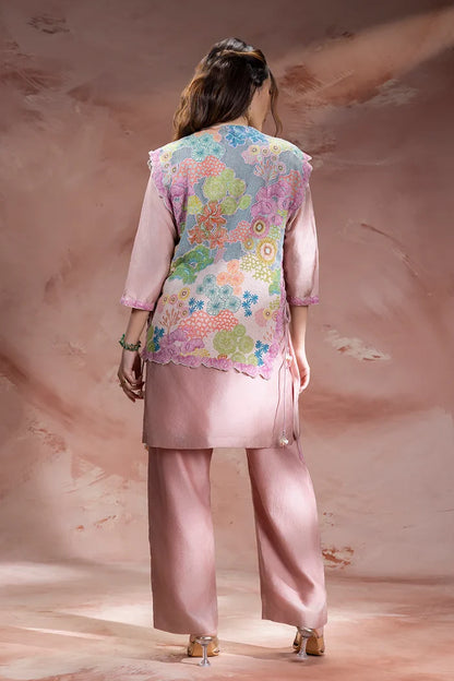 Kaia Kurta Set With Jacket