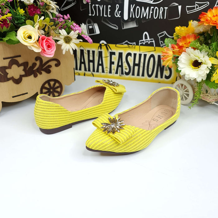Kids Yellow Buckle Pumps - Maha fashions -  Kids Pumps