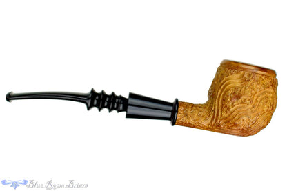 Blue Room Briars is proud to present this London Stud Carved Apple with Meerschaum Lining Sitter with Military Mount Estate Pipe