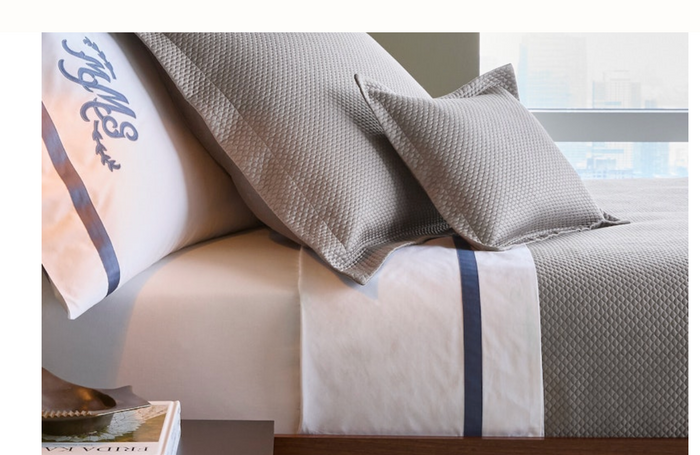Matouk Alba Quilt