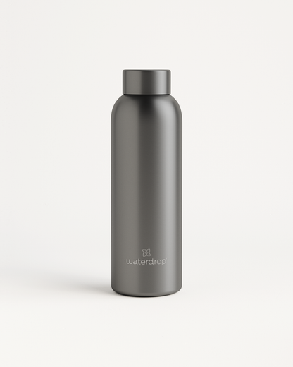 Metal Thermo Steel drinking bottle, black with a cap, double-walled stainless steel, 600ml, keeps drinks cold for 24 hours or hot for 12 hours.