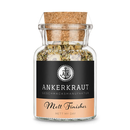 Mett Gewürz von Ankerkraut im Korkenglas auf weißem Hintergrund.