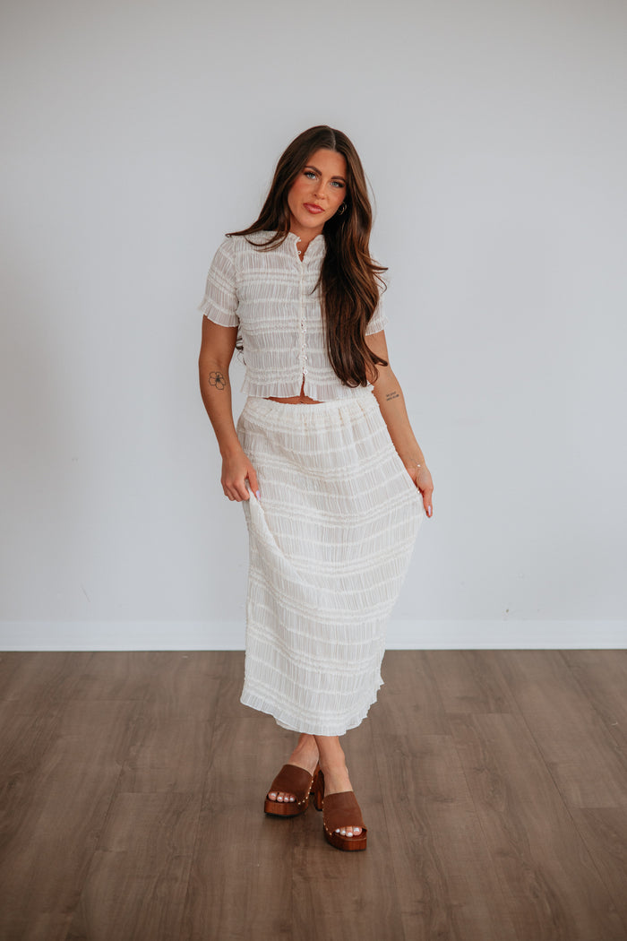 Minimal Moment Skirt