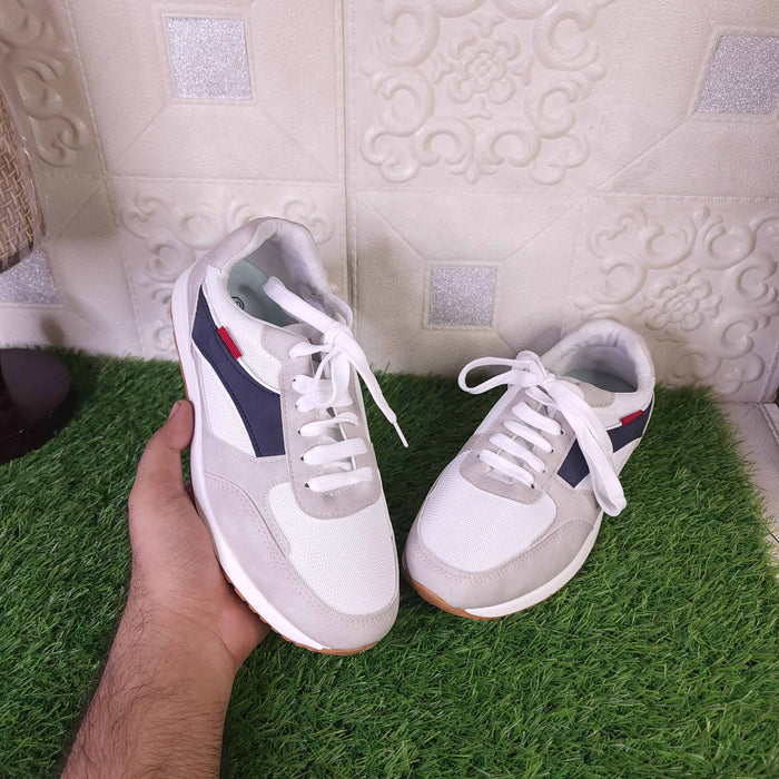 MJAF-002 White - Maha fashions -  Men Footwear