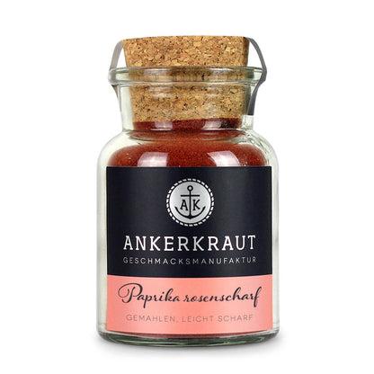 Paprika Rosenscharf von Ankerkraut im Korkenglas auf weißem Hintergrund.