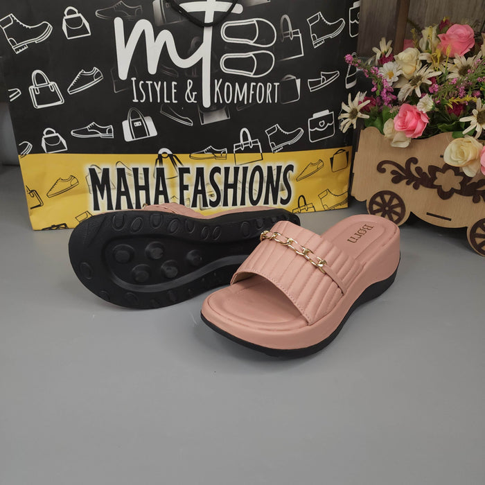 Pink Chunk Slippers With Chain - Maha fashions -  Women Footwear