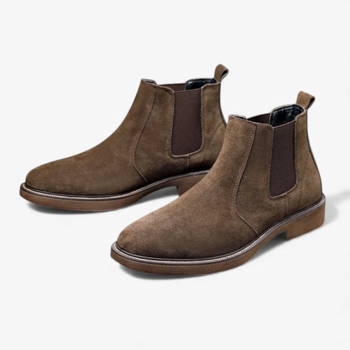 Plush-lined cowhide chelsea boots - AntoniosClothing - Brown (with fur)