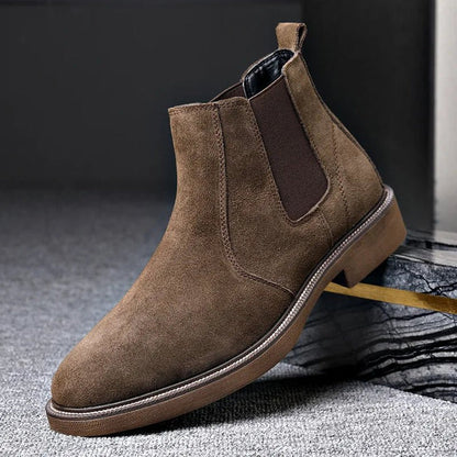 Plush-lined cowhide chelsea boots - AntoniosClothing - Brown (with fur)