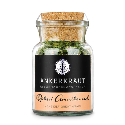Amerikanisches Rührei von Ankerkraut im Korkenglas auf weißem Hintergrund.