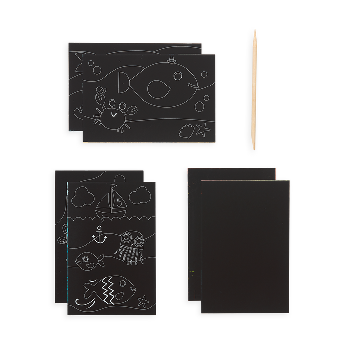 Supplies included in the Friendly Fish Scratch and Scribble Mini Scratch Art Kit includes 6 scratch sheets and a wooden stylus.