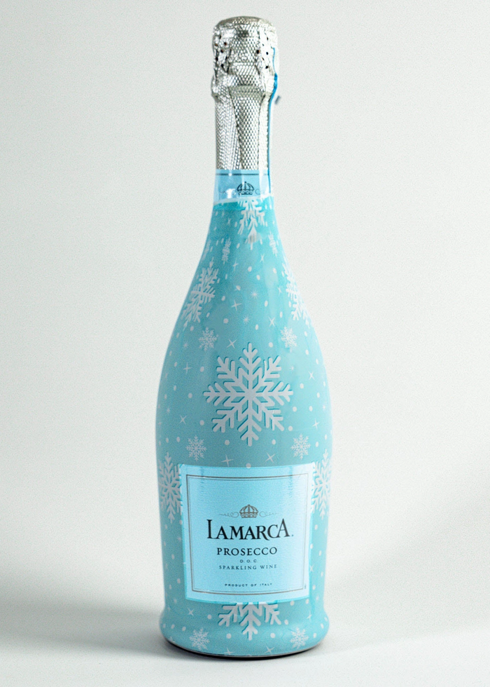 beau bottles prosecco bottle wrap blue snowflakes