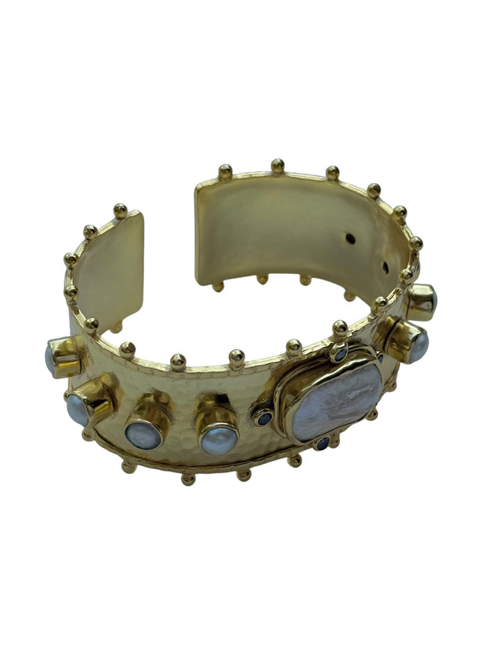 Solea Pearl Bangle