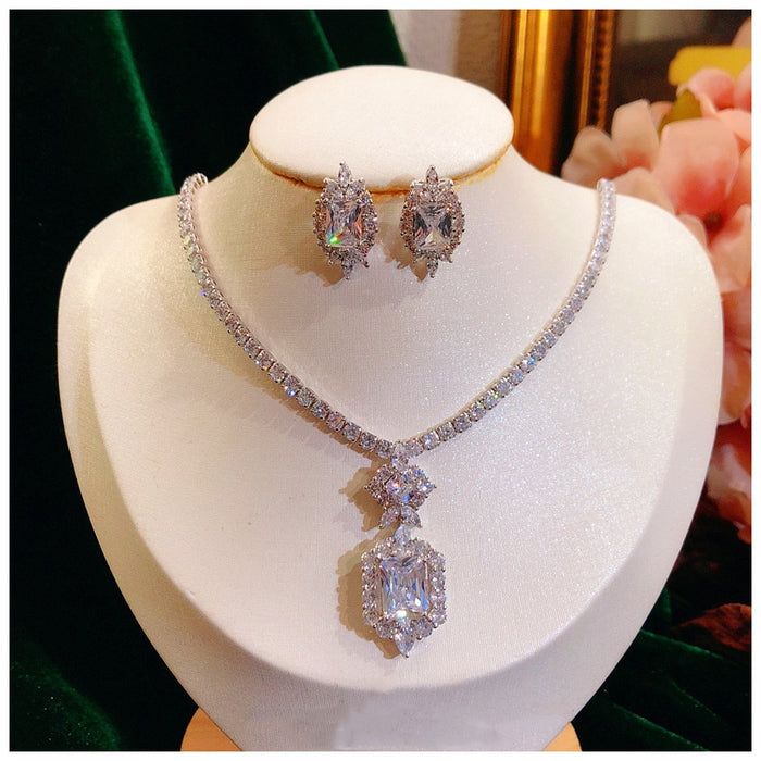 Splendid S925 Sterling Silver Cubic Zirconia Stud Earrings and Necklace Bridal Set