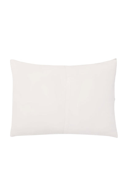 Envelope Closure on Kyte Baby Standard Pillowcase in Oat