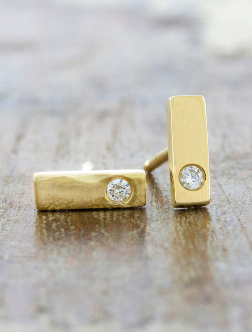 caption:Shown in 14k yellow gold