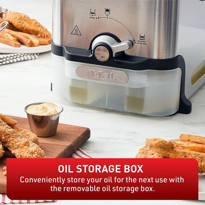 T-FAL Ez Clean Deep Fryer - Blemished package with full warranty - FR800051