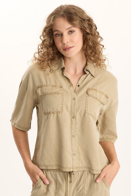 XCVI Tage Soft Twill Snap-Up Top