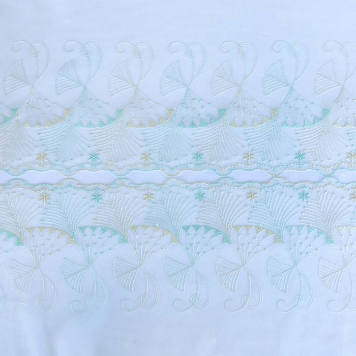 Tulle Lace #403 - Windmill Country 8 1/2"