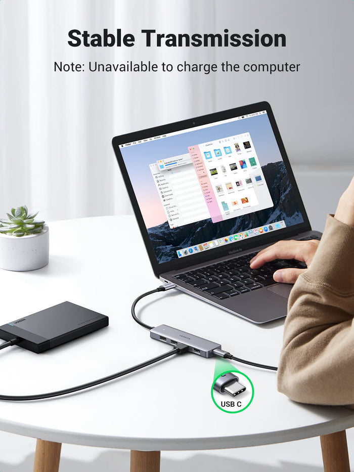 Ugreen 4-in-1 USB C Hub - UGREEN