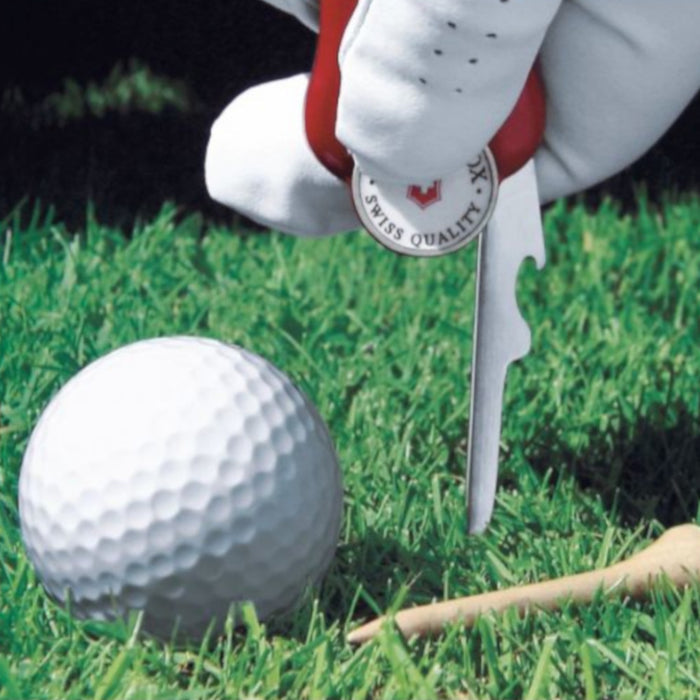 VICTORINOX 69718ASI Swiss Army Golf Tool Ruby