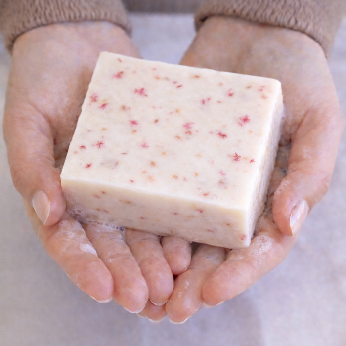 Wild Flowers Cleansing Body Bar
